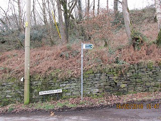 Footpath Sign at the turn up to Netherwood